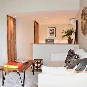 Franca St Jean Apartment